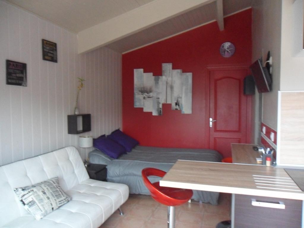 Le Tamaris Apartment Saint-Laurent-d'Aigouze Room photo